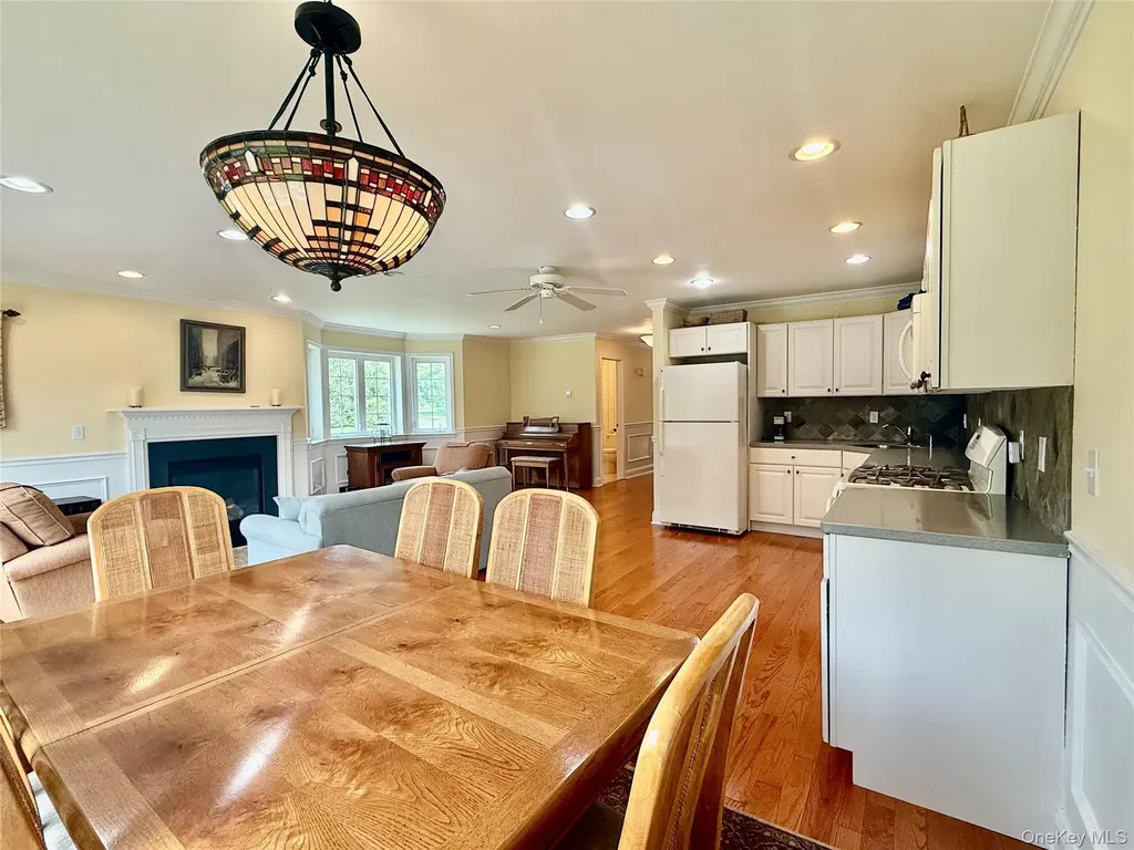 54 Hudson View Terrace Hyde Park NY 12538