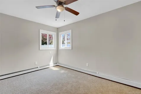 328 Martin Place Bethpage NY 11714