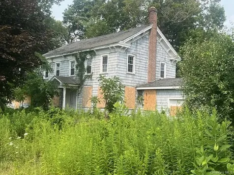 1820 County Route 7 Ancram NY 12502