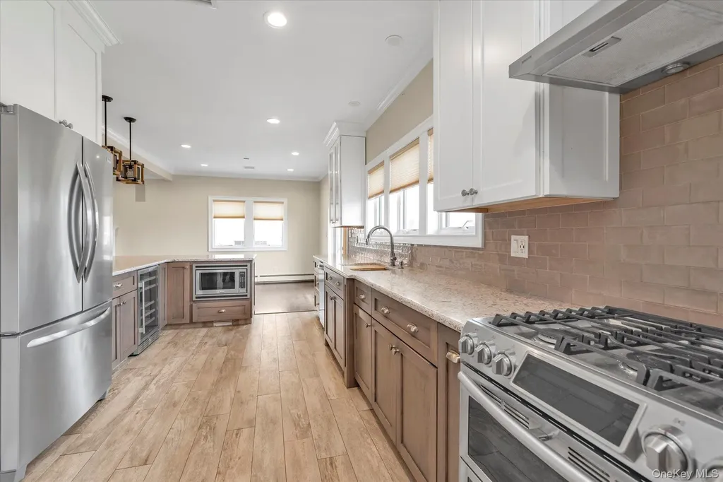 236 E Shore Drive Massapequa NY 11758