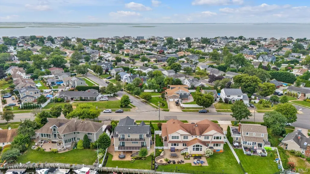 236 E Shore Drive Massapequa NY 11758