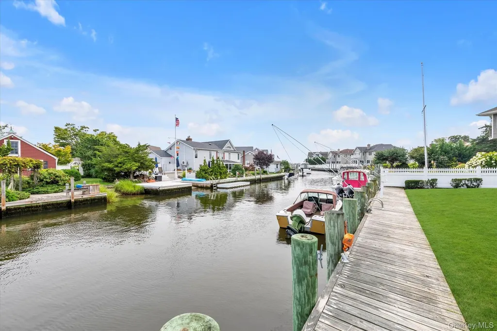 236 E Shore Drive Massapequa NY 11758
