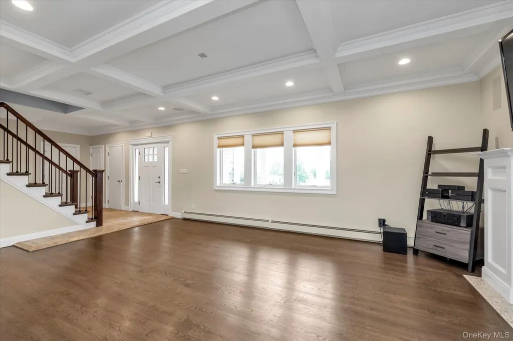 236 E Shore Drive Massapequa NY 11758