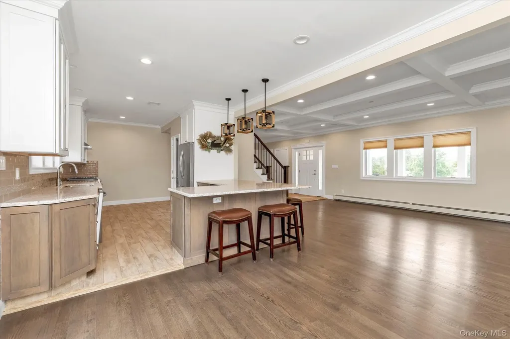236 E Shore Drive Massapequa NY 11758