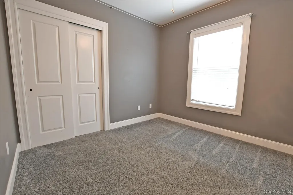 39 Hill Street E Wading River NY 11792