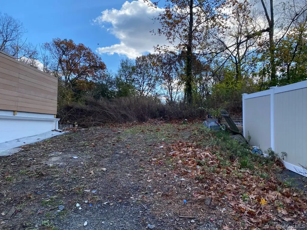 466 Palmer Road Yonkers NY 10701