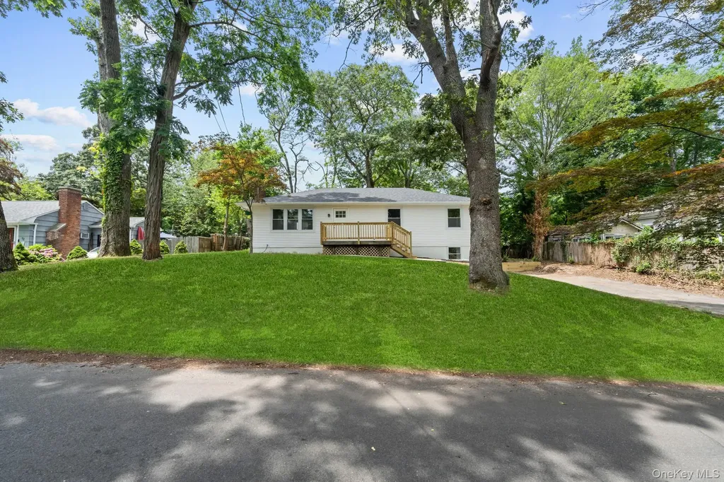 16 Deer Drive Sound Beach NY 11789