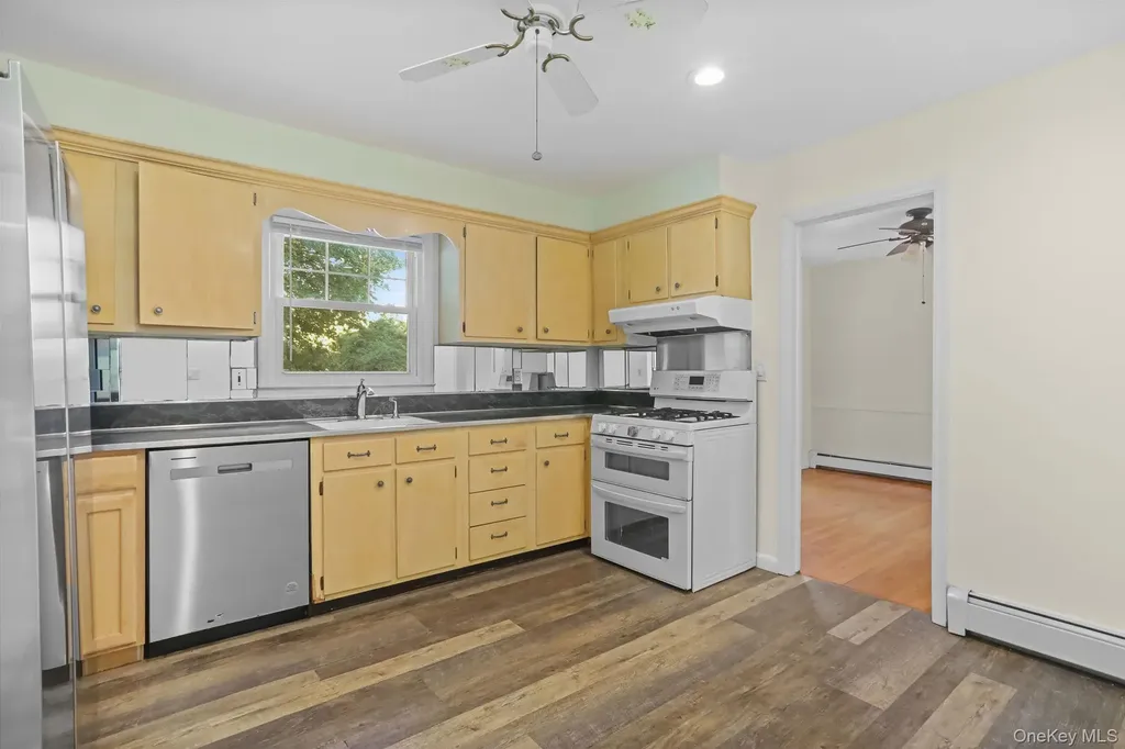157 Warren Avenue Hawthorne NY 10532