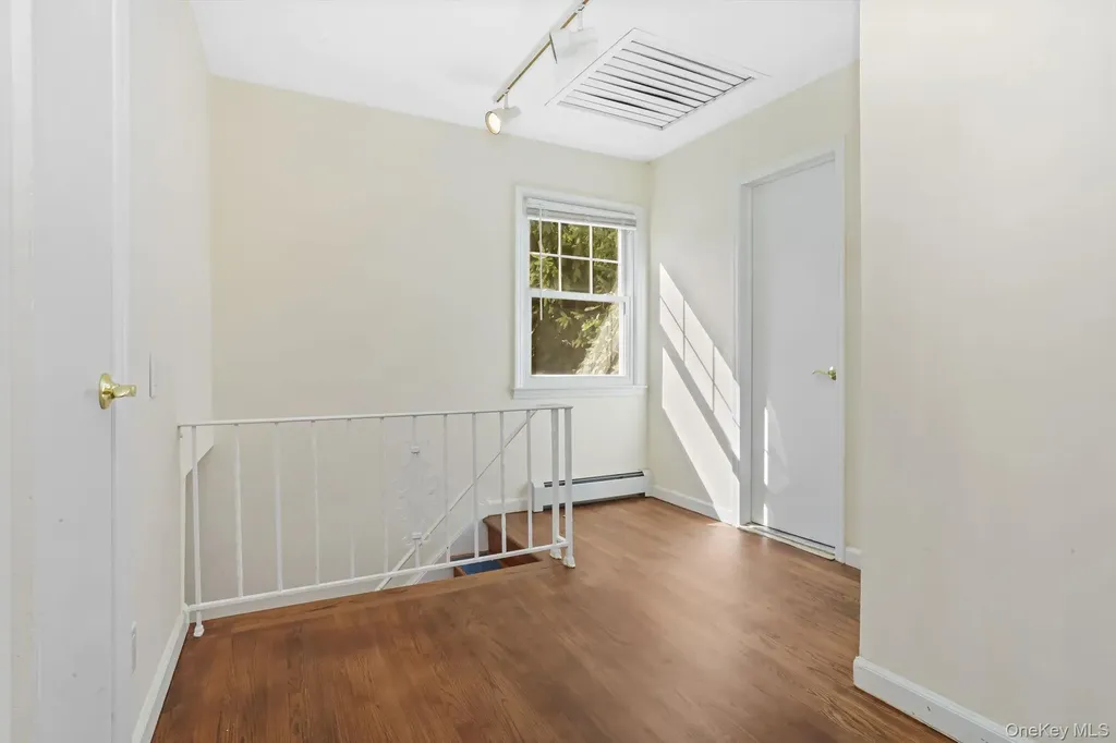157 Warren Avenue Hawthorne NY 10532