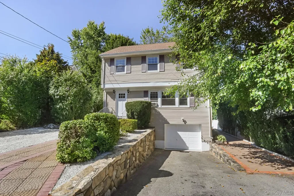 157 Warren Avenue Hawthorne NY 10532