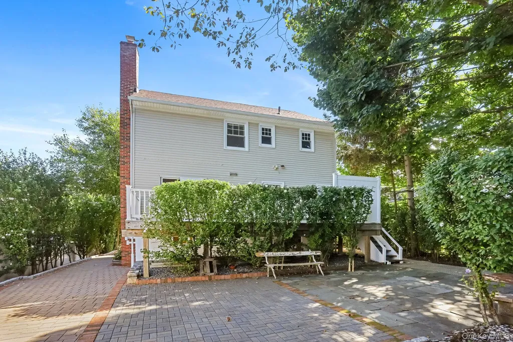 157 Warren Avenue Hawthorne NY 10532