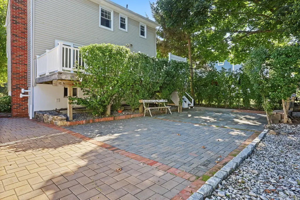 157 Warren Avenue Hawthorne NY 10532