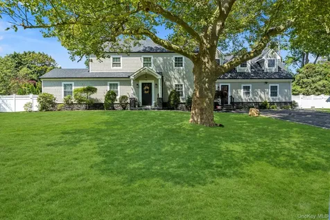 222 Bay Avenue Bayport NY 11705