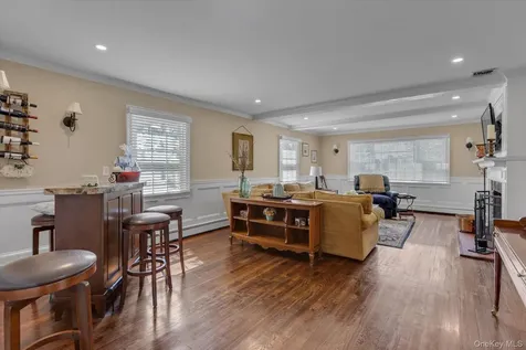 222 Bay Avenue Bayport NY 11705