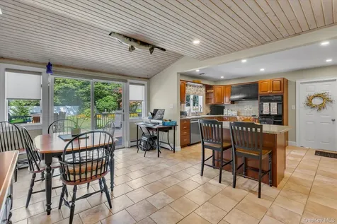 222 Bay Avenue Bayport NY 11705
