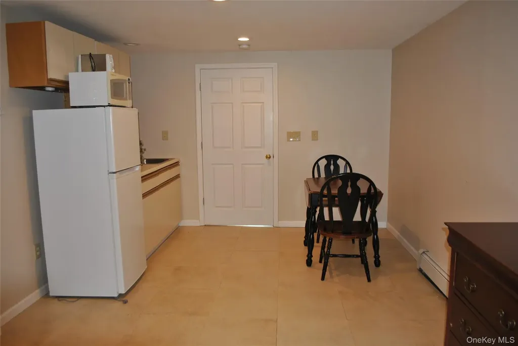873 Hill Avenue Pine Bush NY 12566