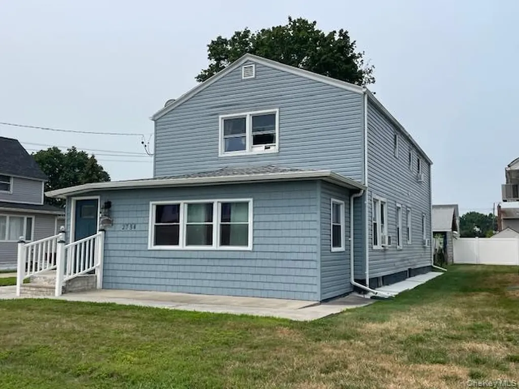 2754 Homan Place Baldwin NY 11510