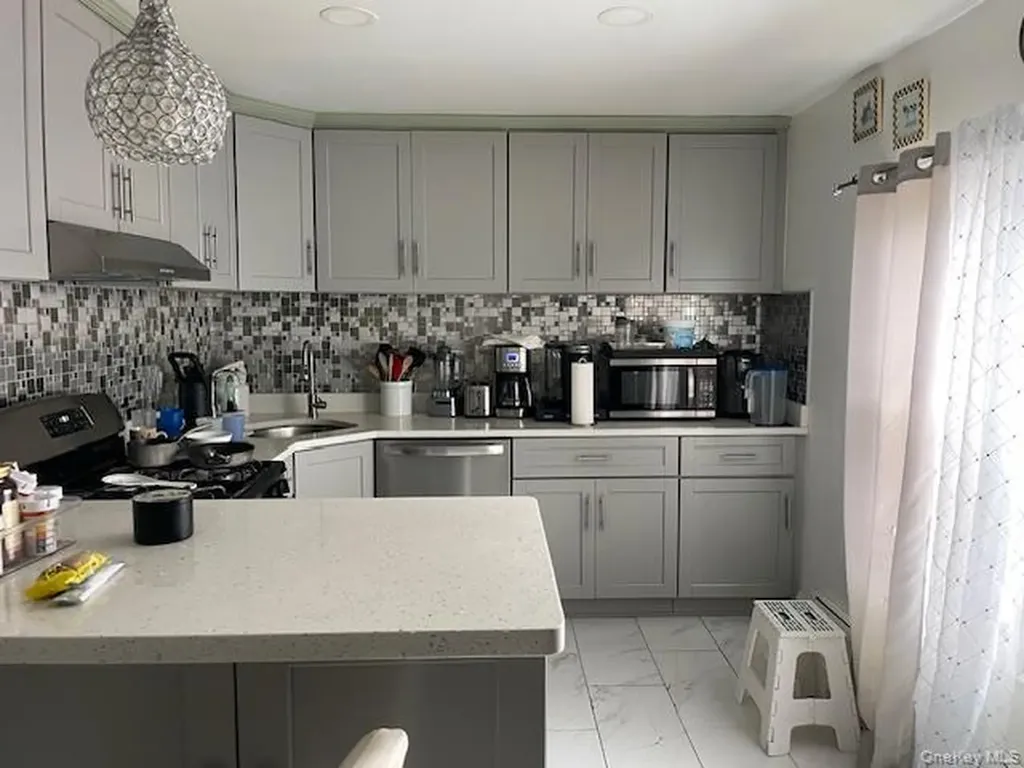 2754 Homan Place Baldwin NY 11510