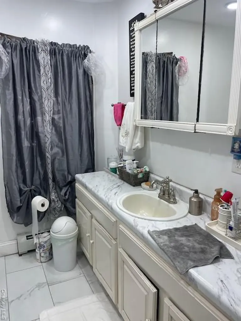 2754 Homan Place Baldwin NY 11510