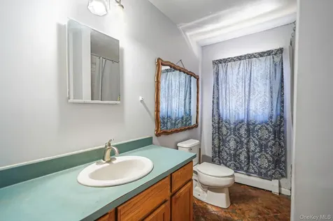 395 Linnet Street Greenport NY 11944