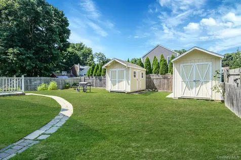 395 Linnet Street Greenport NY 11944