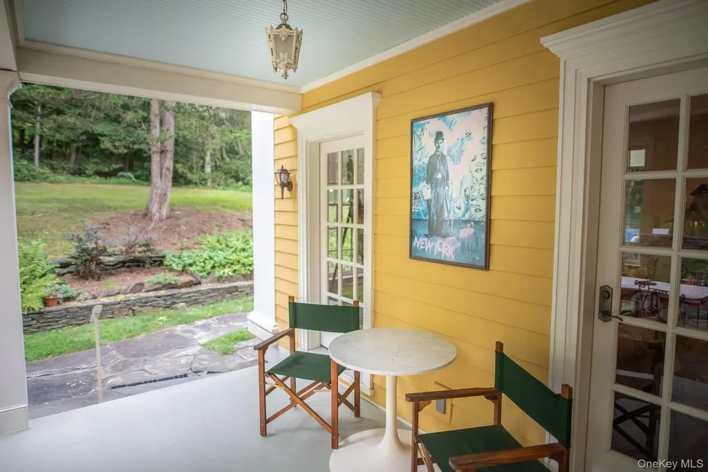 37 Morehouse Lane Red Hook NY 12571