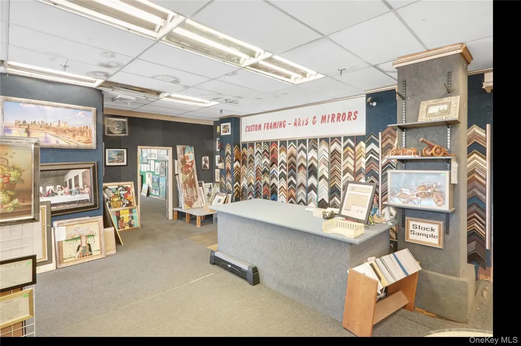 453 Broadway Newburgh NY 12550