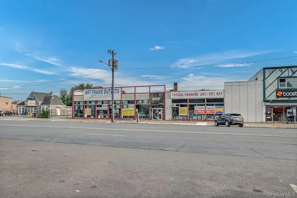 453 Broadway Newburgh NY 12550
