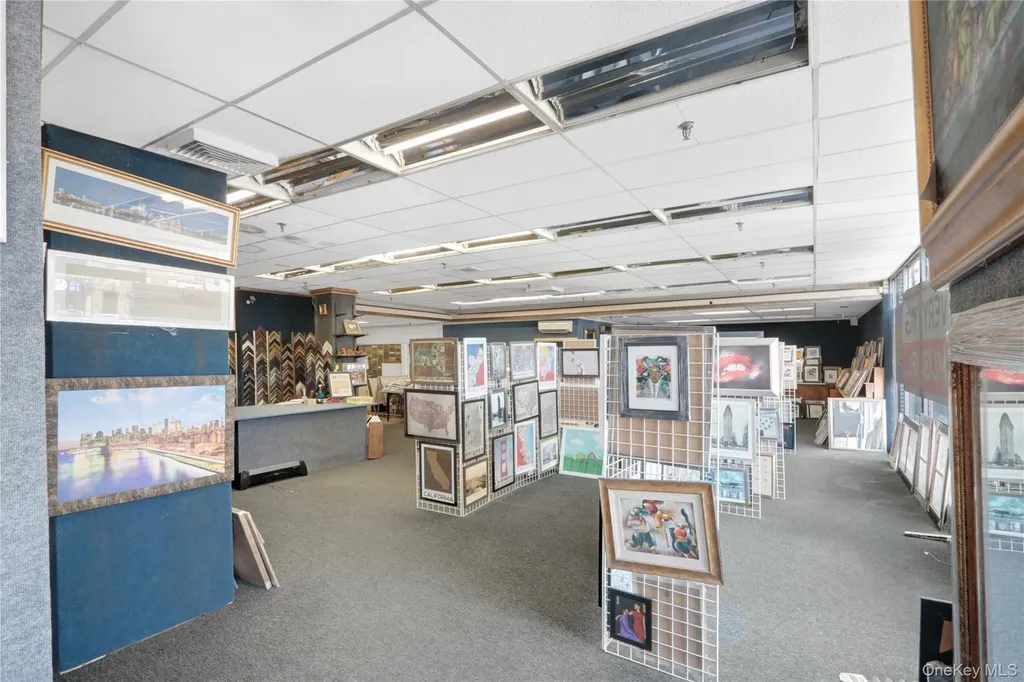 453 Broadway Newburgh NY 12550