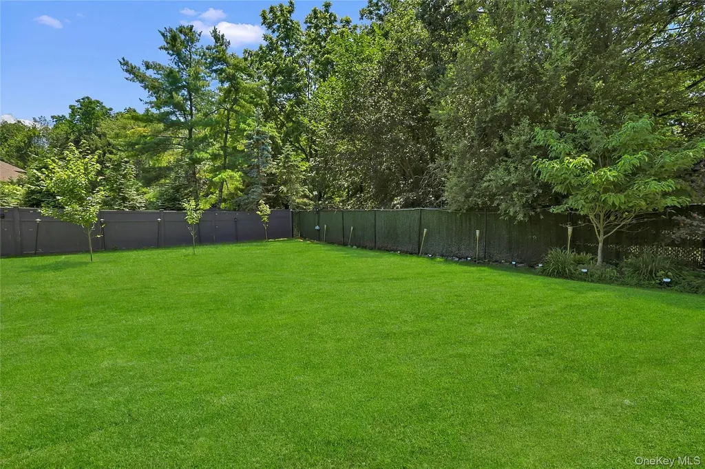 26 Pine Glen Drive Blauvelt NY 10913