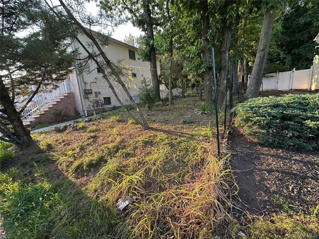 55 Quail Lane Staten Island NY 10309