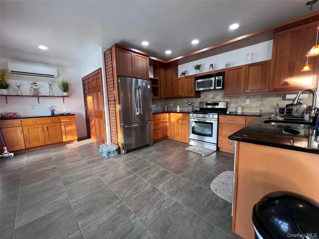3442 Colony Drive Baldwin Harbor NY 11510