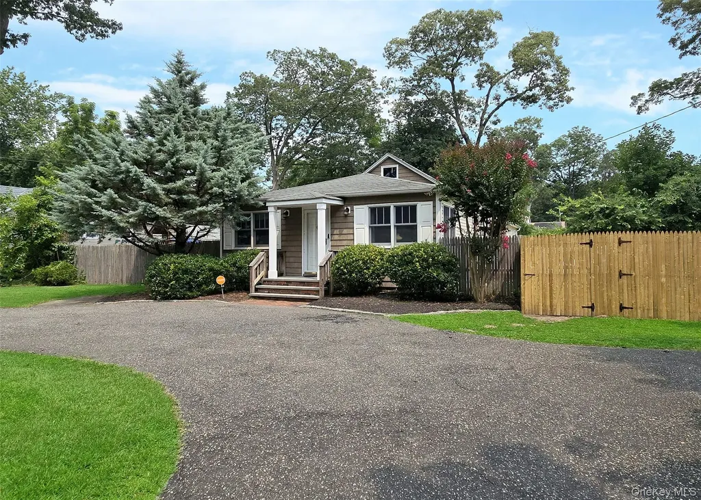 65 Magnolia Drive Selden NY 11784