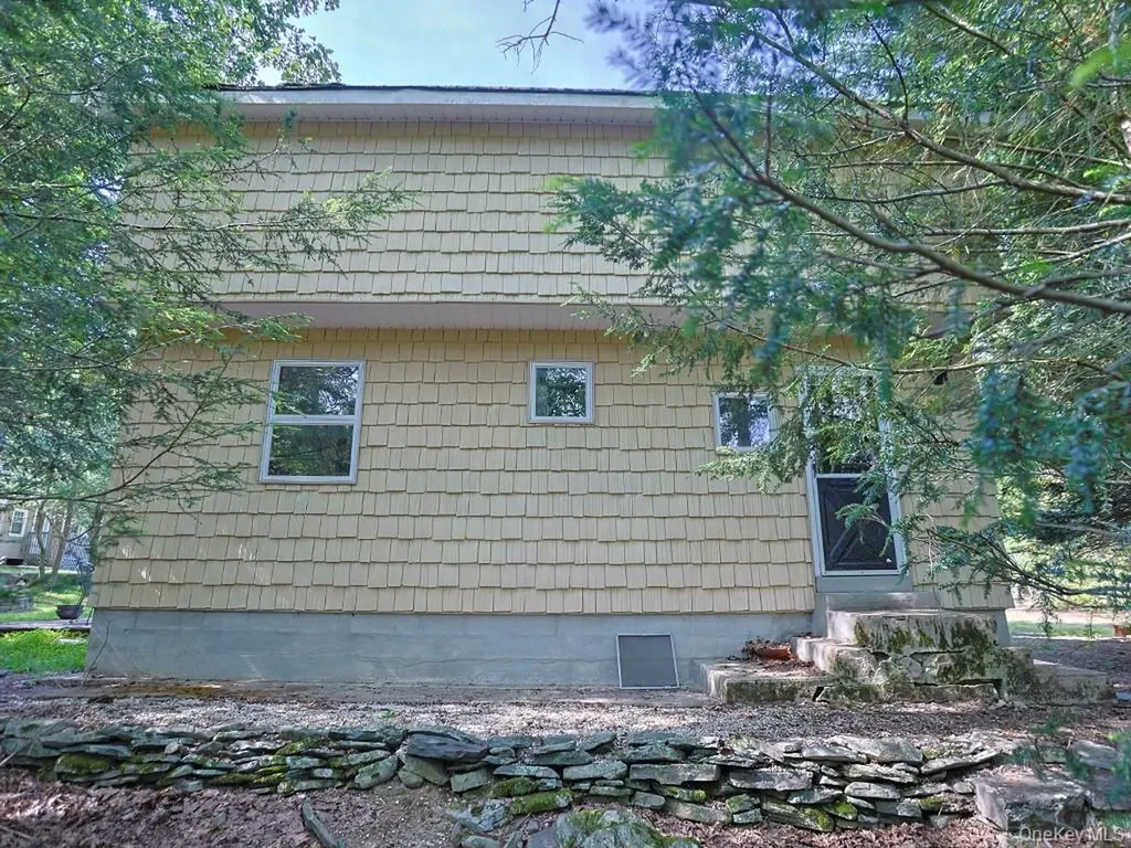 5 Wolf Pond Road Wurtsboro NY 12790