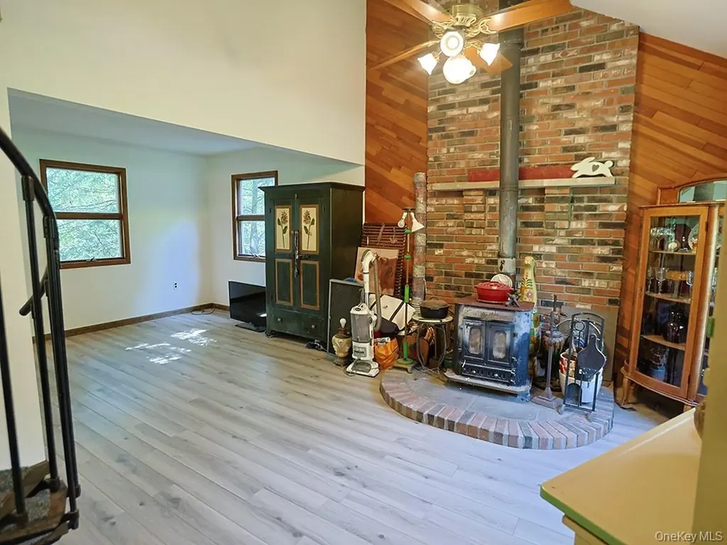 5 Wolf Pond Road Wurtsboro NY 12790