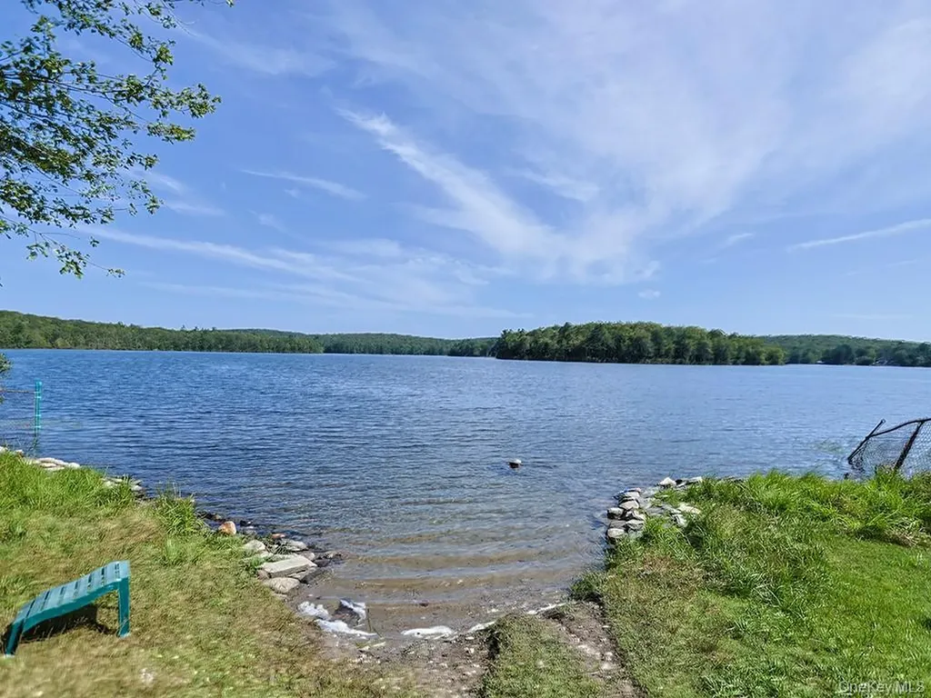 5 Wolf Pond Road Wurtsboro NY 12790