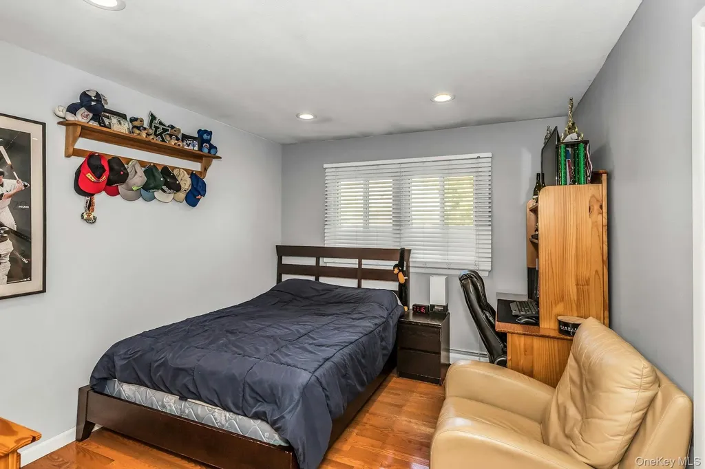 3101 Lonni Lane Merrick NY 11566