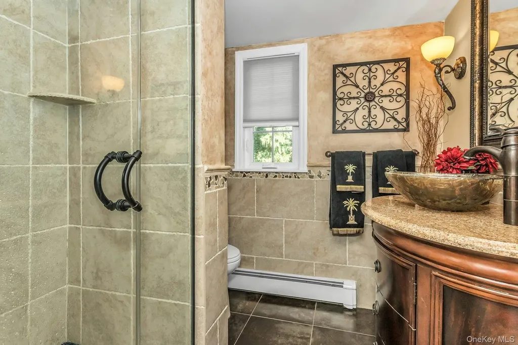 3101 Lonni Lane Merrick NY 11566