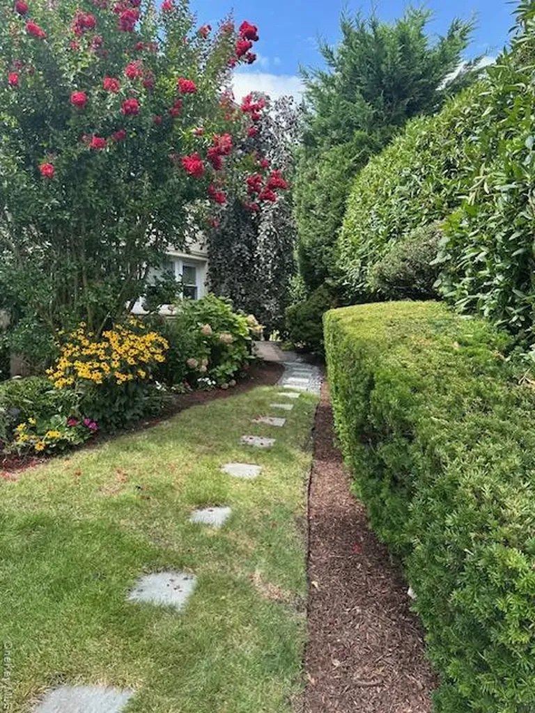 3101 Lonni Lane Merrick NY 11566