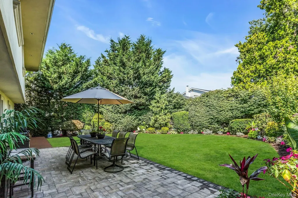3101 Lonni Lane Merrick NY 11566