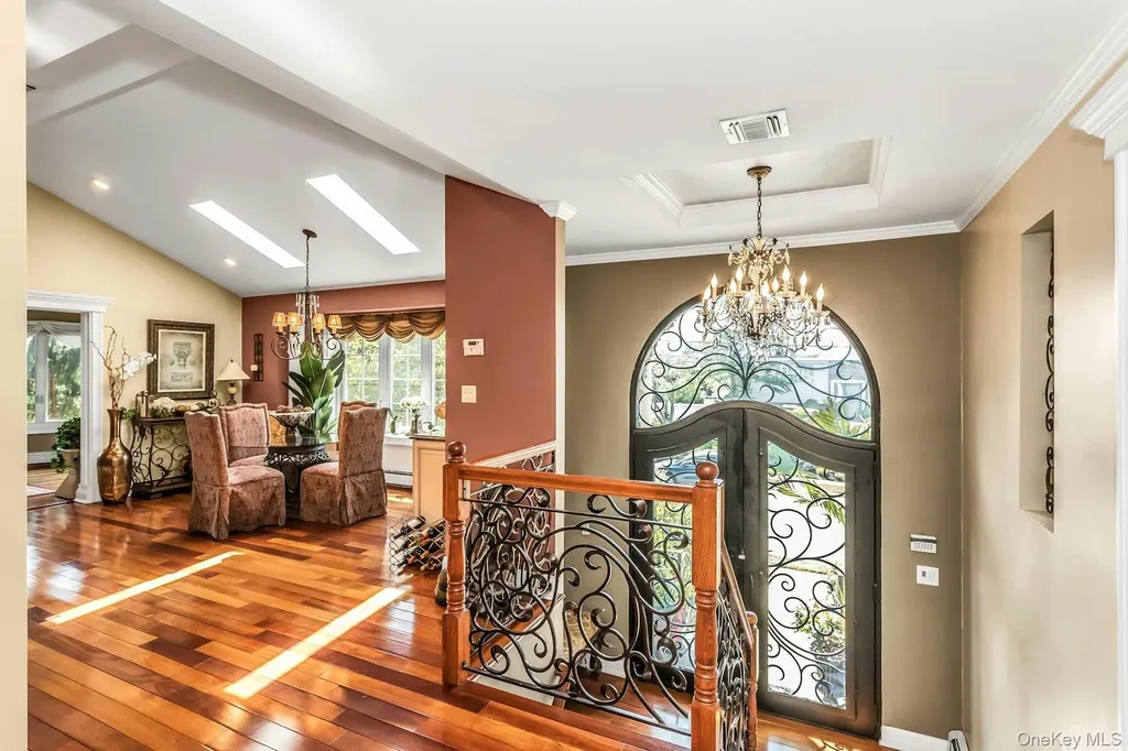 3101 Lonni Lane Merrick NY 11566