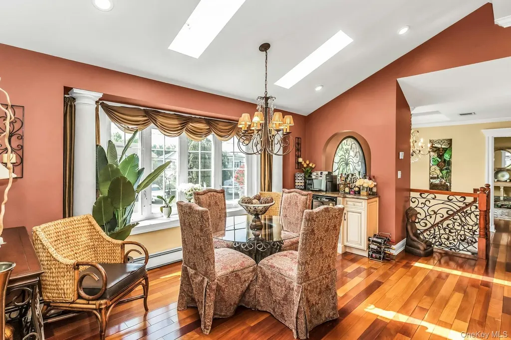 3101 Lonni Lane Merrick NY 11566