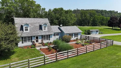 59 Delaware Drive Call Listing Agent PA 18415