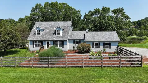 59 Delaware Drive Call Listing Agent PA 18415