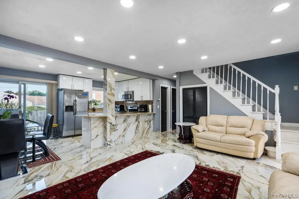 1212 Herzel Boulevard West Babylon NY 11704
