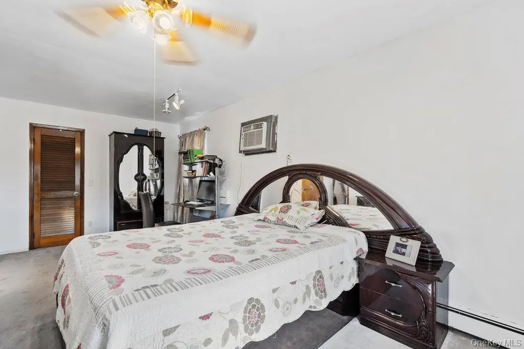 1212 Herzel Boulevard West Babylon NY 11704