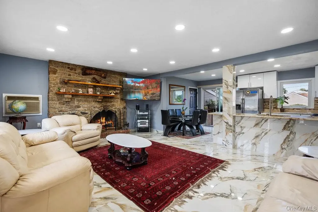 1212 Herzel Boulevard West Babylon NY 11704