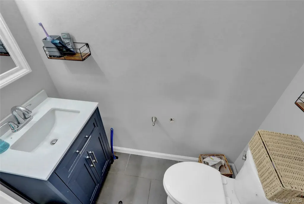 220 E Chester Street Long Beach NY 11561