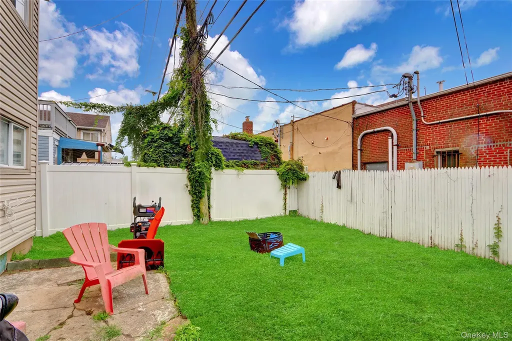 220 E Chester Street Long Beach NY 11561