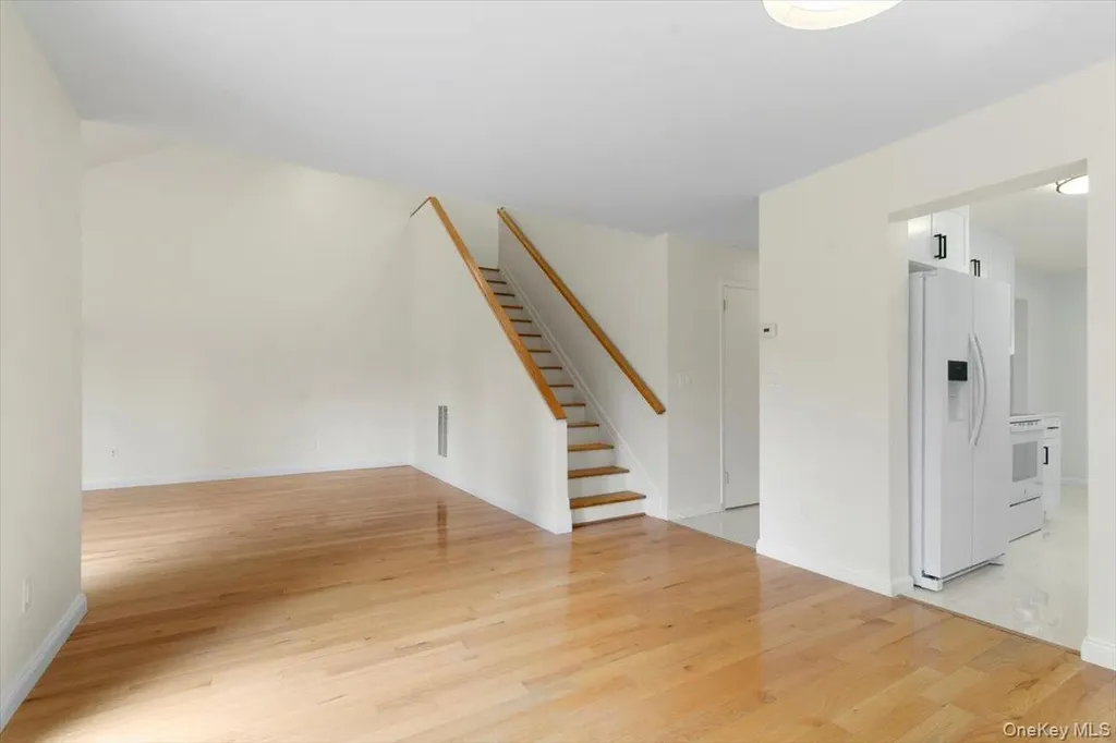 44 Brook Farm Close Chappaqua NY 10514
